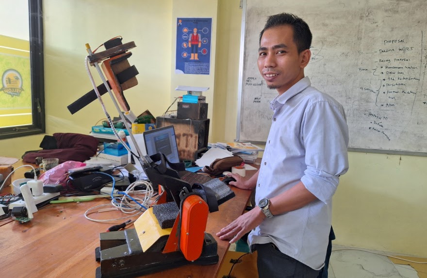 Kaprodi Teknik Industri Unigoro Ciptakan Robot untuk Rehabilitasi Pasien Paska Stroke